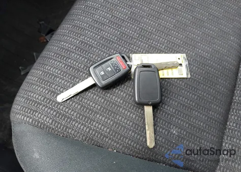 2015 Honda Fit Lx z USA, uszkodzony, nr VIN 3HGGK5G57FM767696